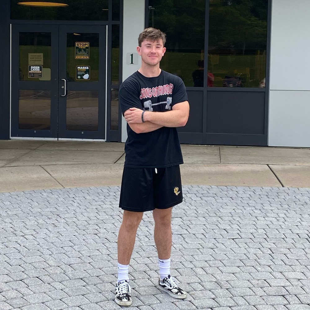 Meet your Posher, Devin